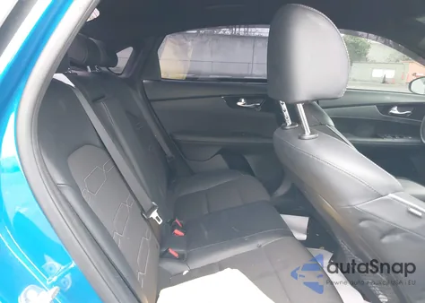 2023 Kia Forte Gt-Line z USA, uszkodzony, nr VIN 3KPF54AD0PE574183